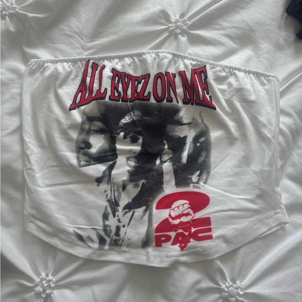 NWOT✨2PAC TOP